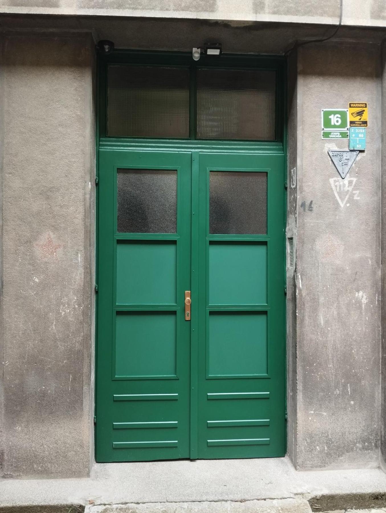 Potkrovlje U Centru サラエヴォ エクステリア 写真